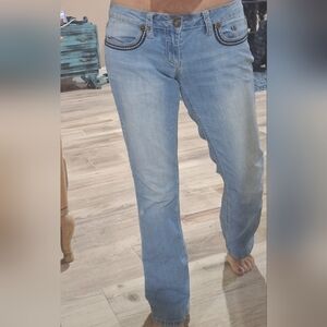 #936 YMI boot cut stretch lightweight denim sz 7
